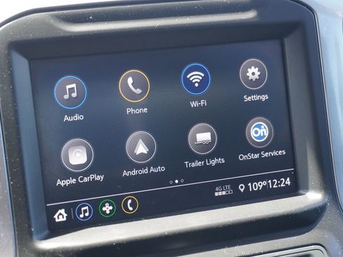 Used 2020 Chevrolet Silverado 1500 Custom w/ Custom Value Package AWD/4WD image 31