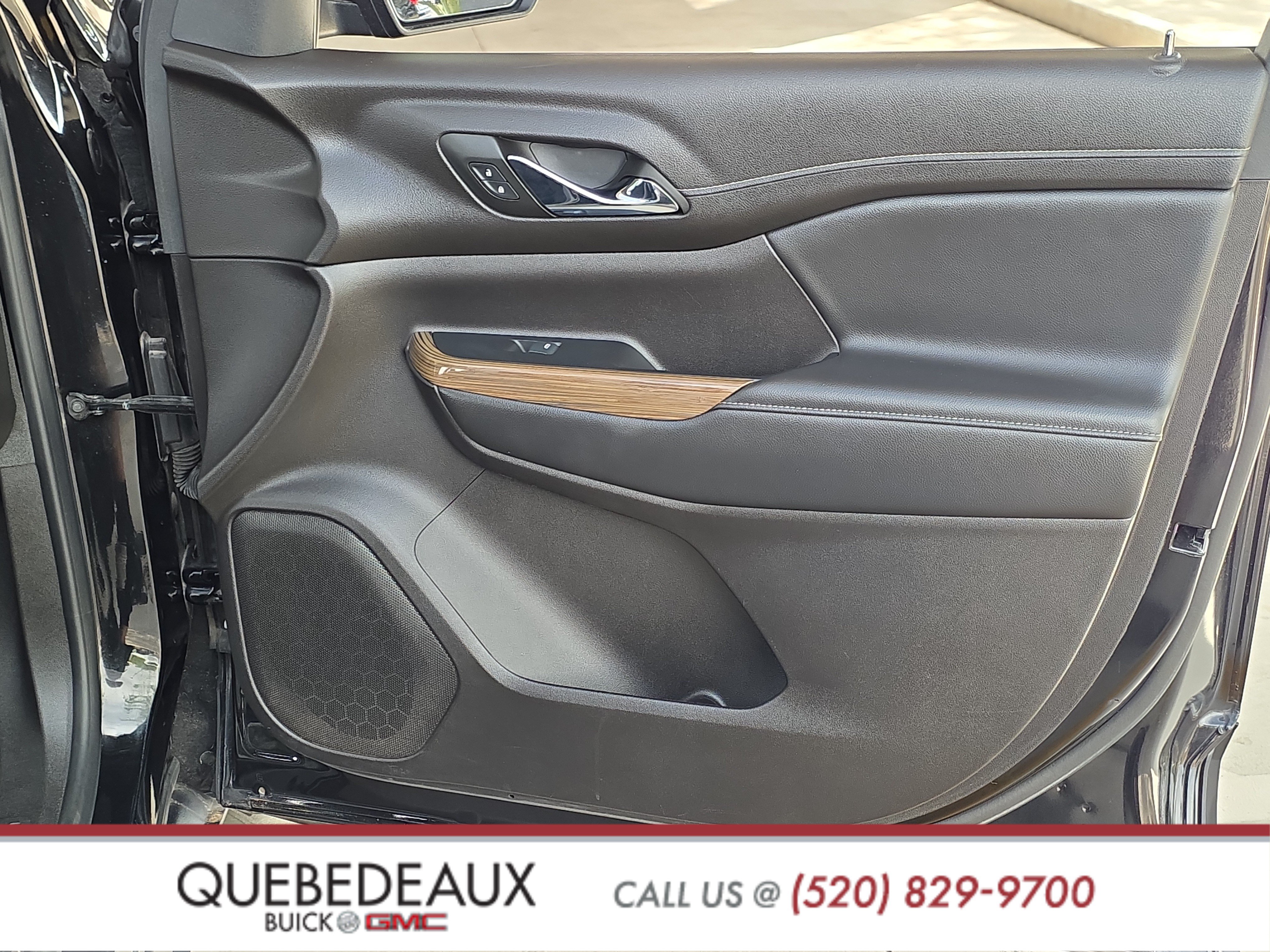 Used 2023 GMC Acadia SLE w/ Elevation Edition FWD image 28
