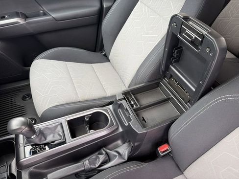 Used 2023 Toyota Tacoma TRD Off-Road image 22