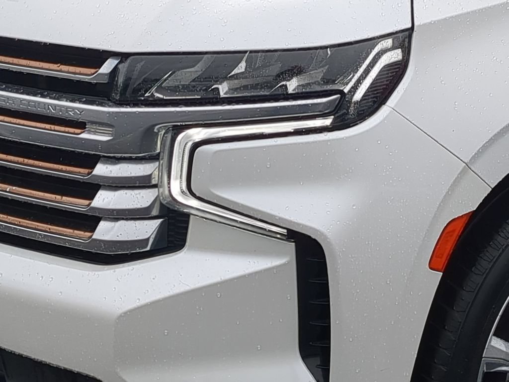 Used 2023 Chevrolet Tahoe High Country AWD/4WD image 14