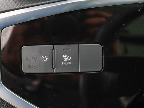 Used 2023 Audi Q3 2.0T Premium w/ 19" Wheel Package image 32