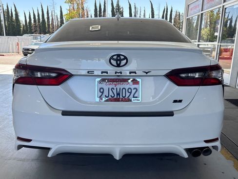 Used 2024 Toyota Camry SE FWD image 8