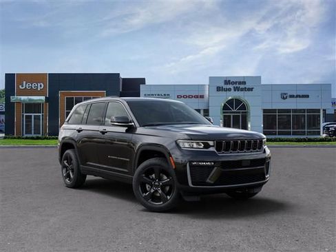 New 2026 Jeep Grand Cherokee Limited w/ Limited Altitude Package image 5