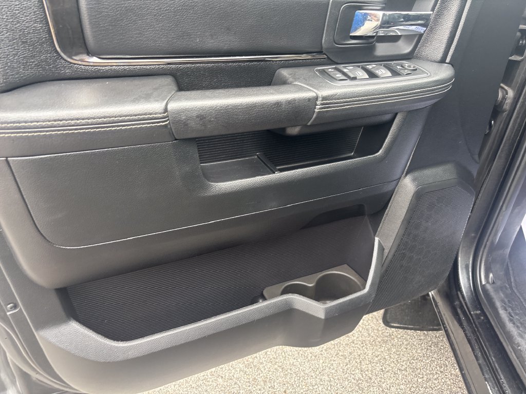 Used 2016 RAM 1500 Sport w/ Sport Premium Group AWD/4WD image 14