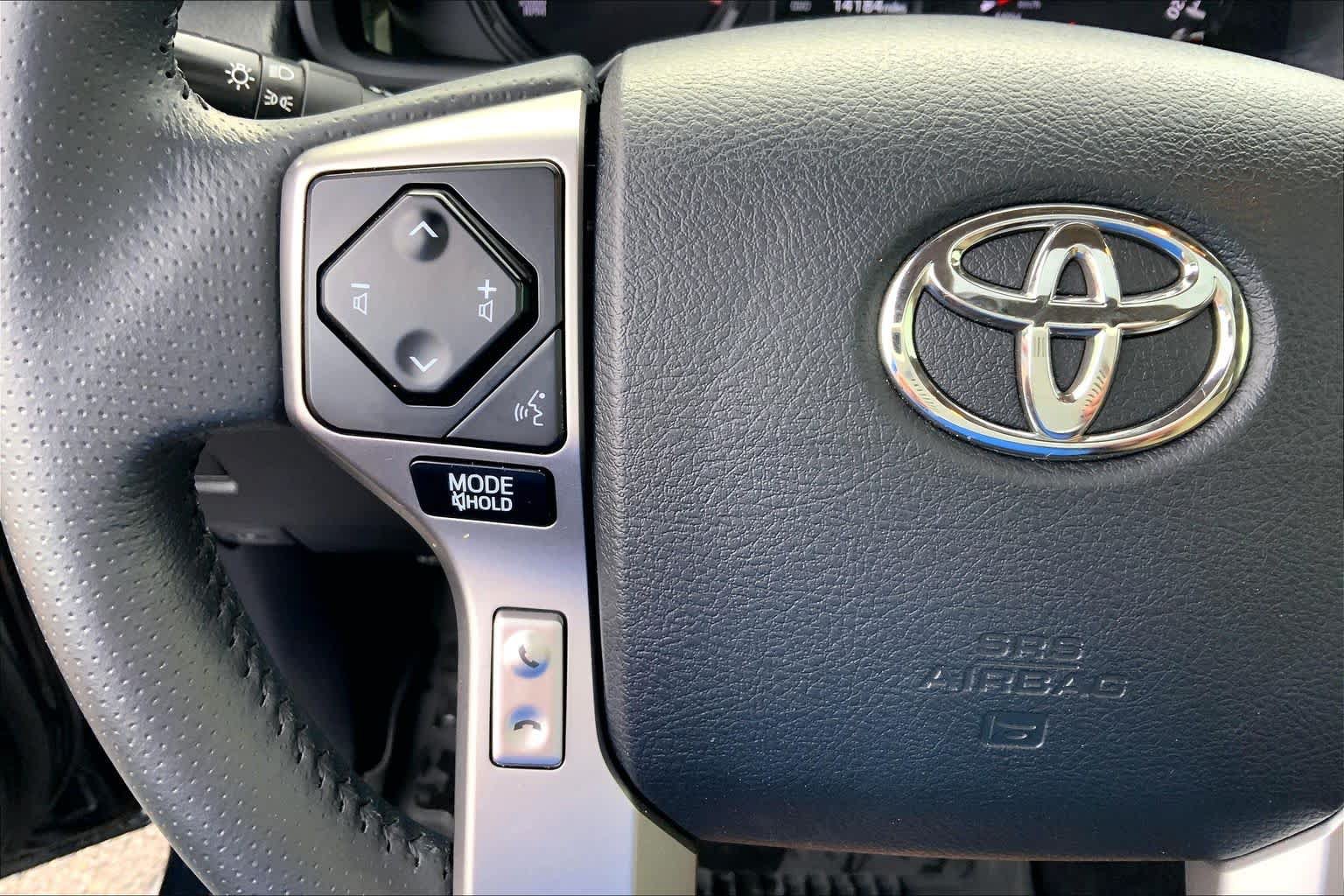 Used 2021 Toyota 4Runner SR5 Premium w/ Moonroof Package RWD image 24