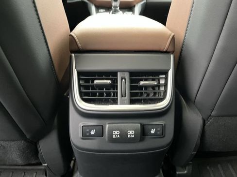 Certified 2021 Subaru Outback Touring XT image 24