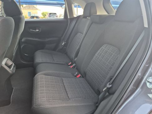 Certified 2025 Honda HR-V LX image 14