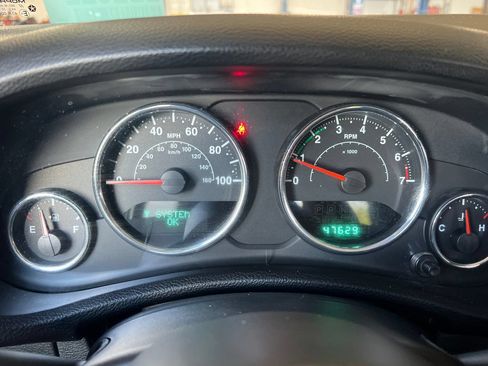 Used 2014 Jeep Wrangler Unlimited Sport AWD/4WD image 23
