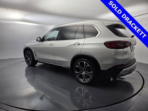 Certified 2022 BMW X5 sDrive40i w/ Premium Package image 6