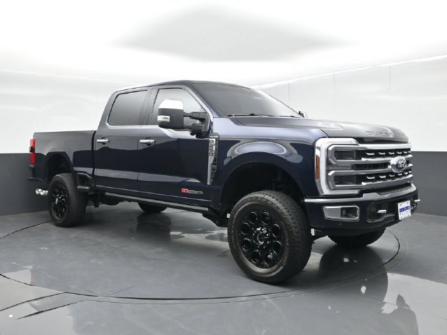 Used 2024 Ford F250 Platinum AWD/4WD image 2