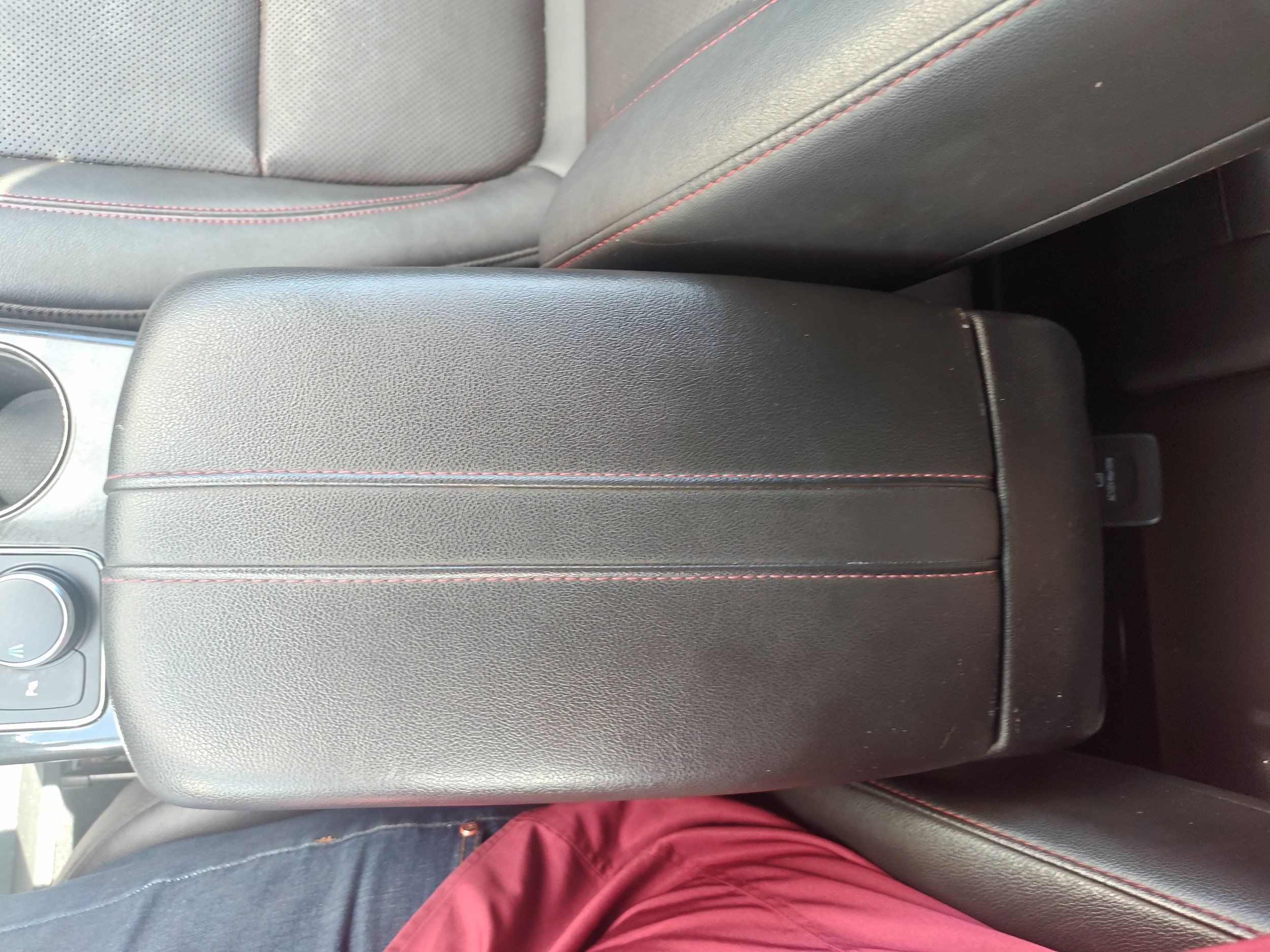 Used 2020 Chevrolet Blazer RS w/ LPO, Floor Liner Package FWD image 16