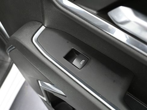 Used 2024 Chevrolet Silverado 2500 LT w/ Convenience Package AWD/4WD image 46