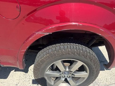 Used 2015 Ford F150 Lariat w/ Equipment Group 502A Luxury AWD/4WD image 21