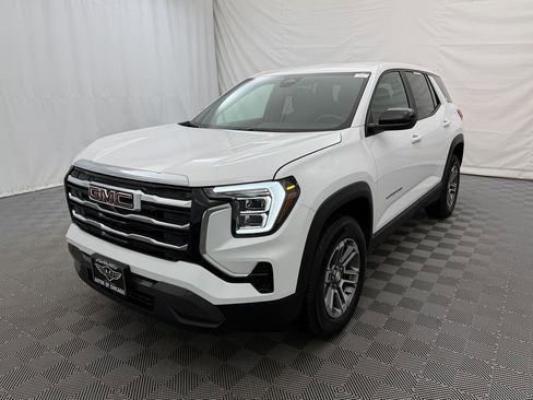 Used 2026 GMC Terrain Elevation image 2