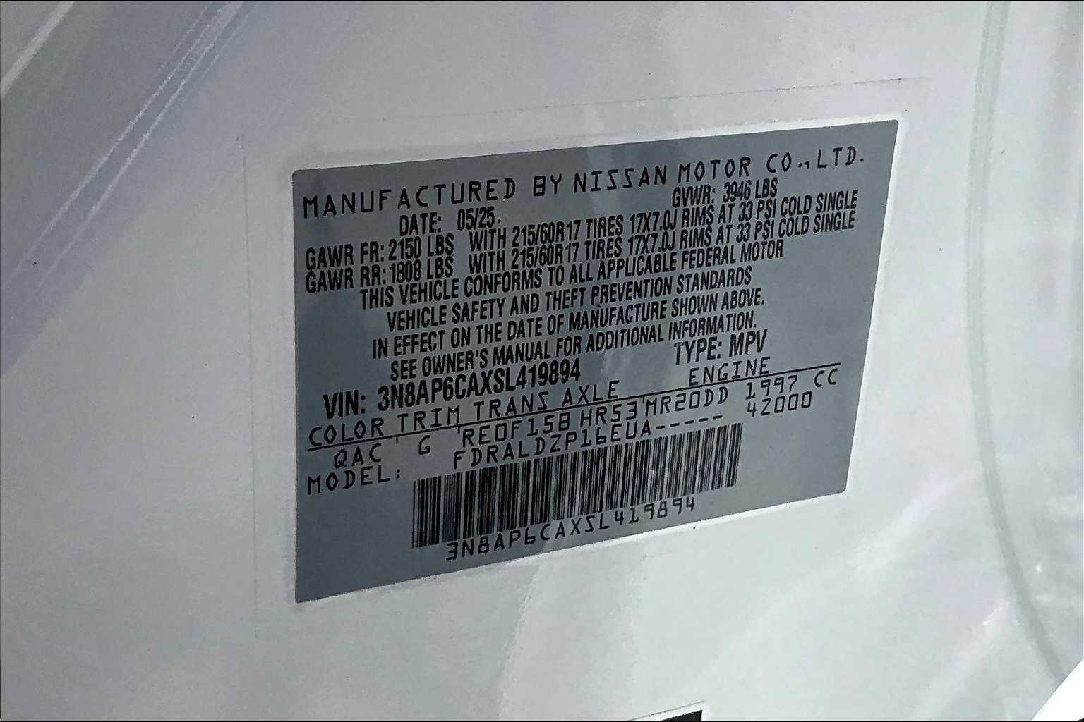 Used 2025 Nissan Kicks SV FWD image 17