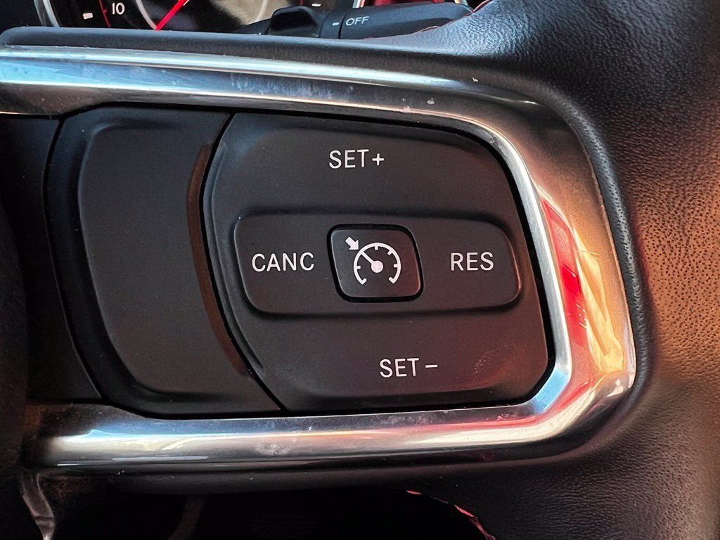 Used 2018 Jeep Wrangler Unlimited Rubicon AWD/4WD image 24