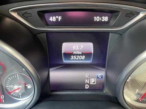 Used 2019 Mercedes-Benz CLA 250 4MATIC image 14