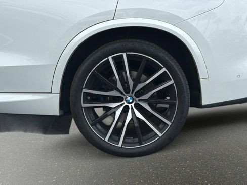 Used 2023 BMW X5 sDrive40i w/ M Sport Package RWD image 14
