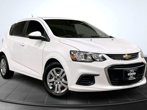 Used 2020 Chevrolet Sonic LT image 12
