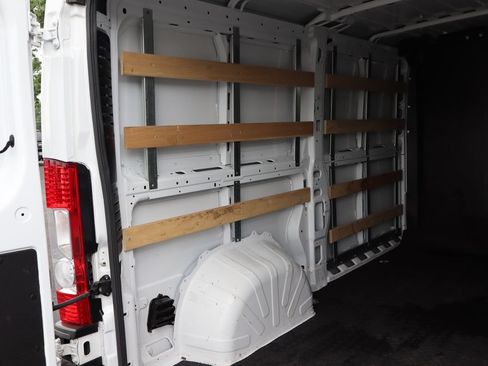 Used 2025 RAM ProMaster 2500 w/ U-Haul Equipment Group FWD image 18