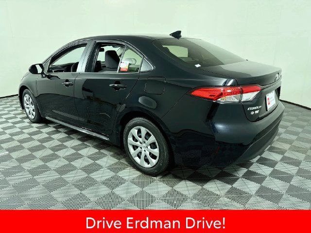 Certified 2026 Toyota Corolla LE FWD image 21
