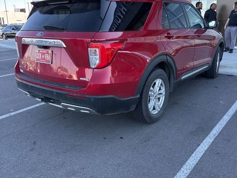 Used 2020 Ford Explorer XLT w/ Equipment Group 202A image 3