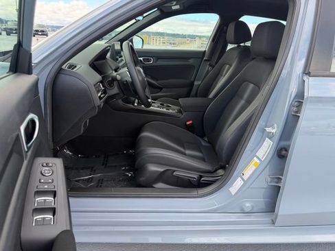 Used 2023 Honda Civic Sport image 8