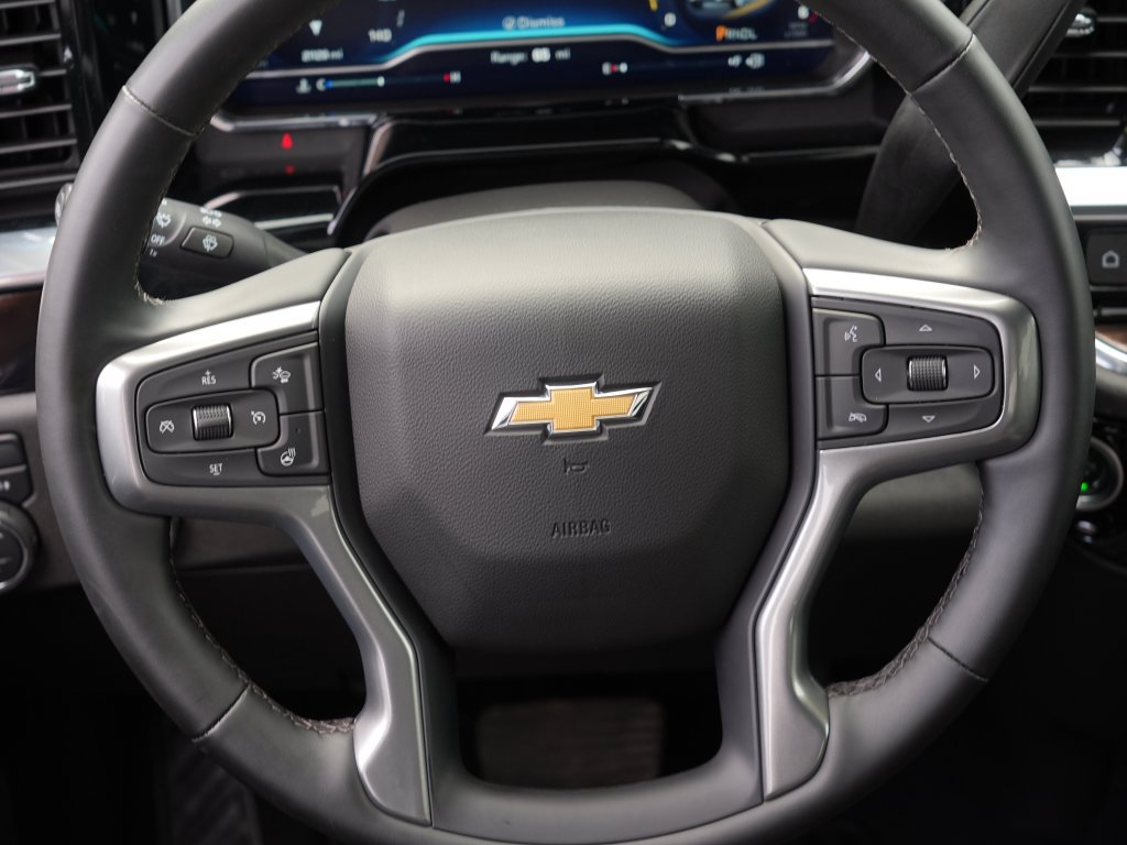 Certified 2025 Chevrolet Silverado 1500 LT AWD/4WD image 23