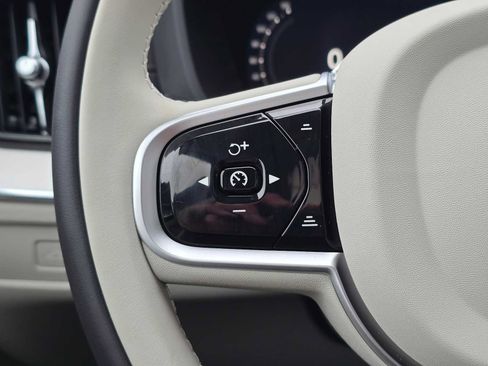 New 2026 Volvo XC60 B5 Ultra w/ Protection Package Premier AWD/4WD image 29