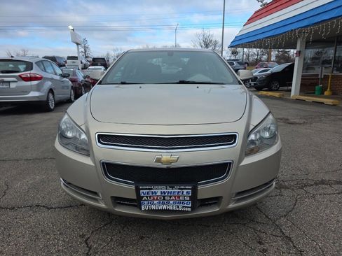 Used 2010 Chevrolet Malibu LT w/ Power Convenience Package image 4