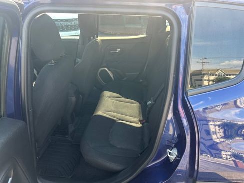 Used 2017 Jeep Renegade Sport w/ Power & Air Group FWD image 14