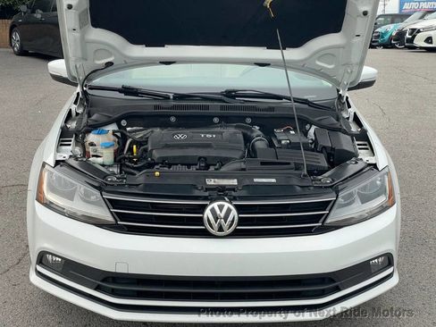 Used 2017 Volkswagen Jetta SEL image 21