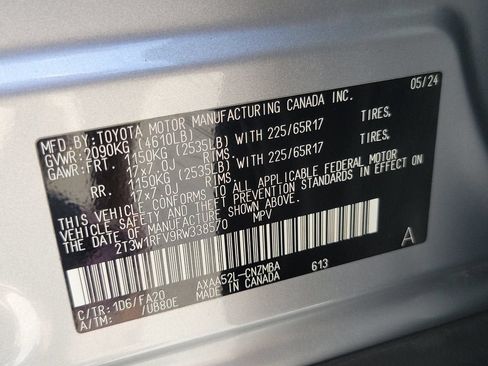 Used 2024 Toyota RAV4 XLE FWD image 32