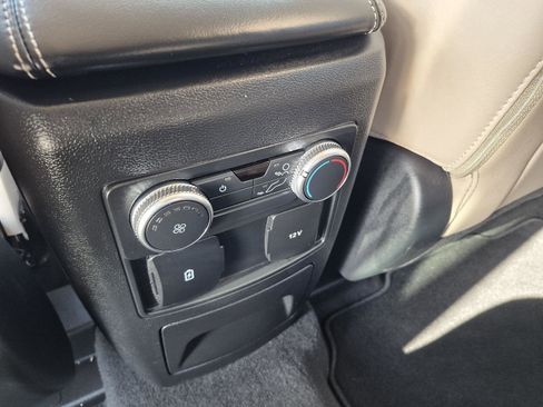 Certified 2022 Ford Explorer XLT w/ Equipment Group 202A image 23