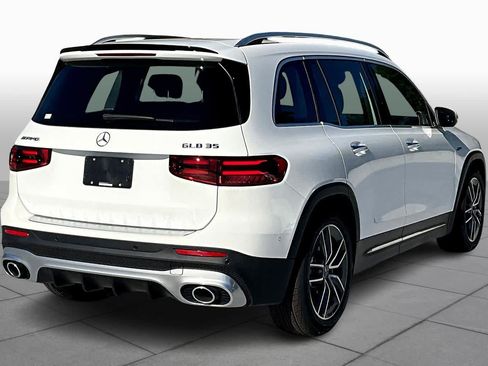 Used 2025 Mercedes-Benz GLB 35 AMG 4MATIC image 13