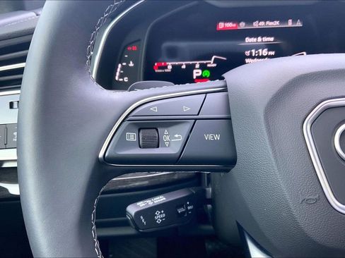 Certified 2025 Audi Q7 3.0T Premium Plus image 24