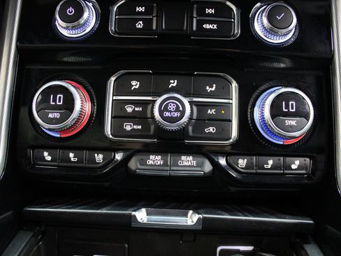 Used 2022 GMC Yukon Denali w/ Max Trailering Package AWD/4WD image 46