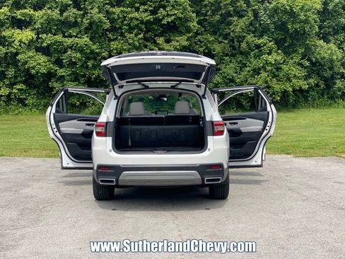 Used 2025 Honda Pilot Touring image 41