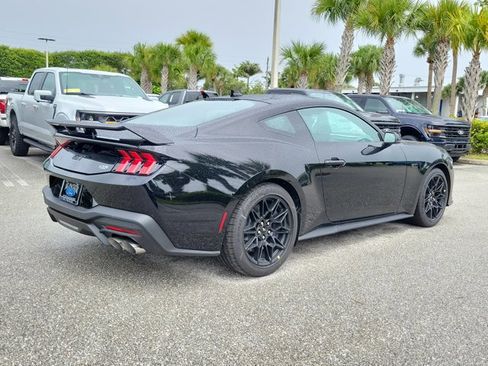 New 2026 Ford Mustang GT Premium w/ GT Performance Package RWD image 9