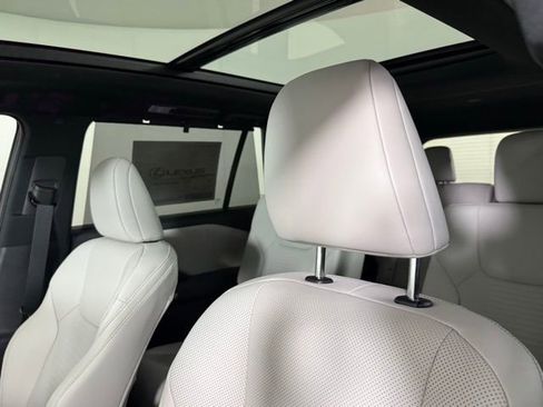 New 2026 Lexus TX 350 AWD image 9