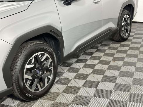 Used 2025 Subaru Forester Premium image 13