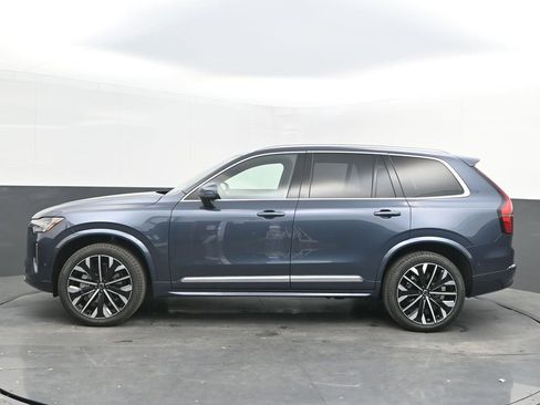 New 2026 Volvo XC90 B6 Plus w/ Protection Package Premier image 4