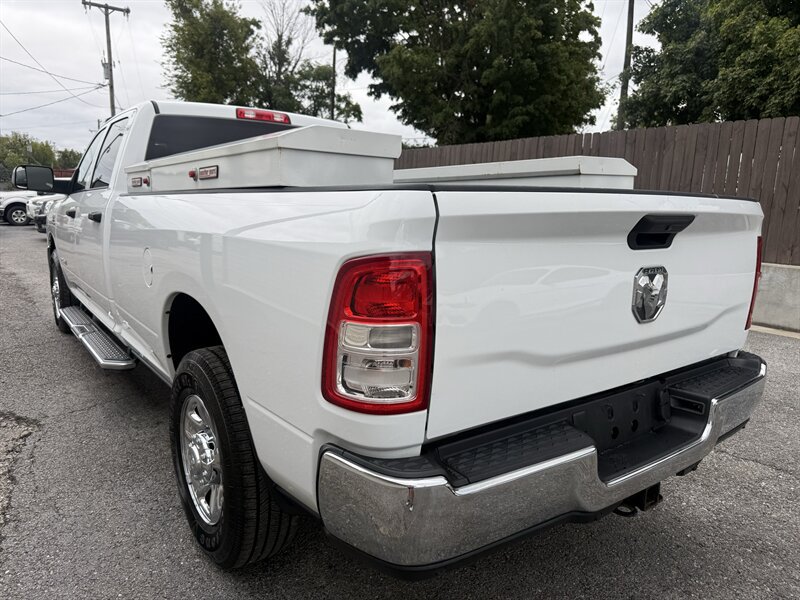 Used 2022 RAM 2500 Tradesman w/ Chrome Appearance Group RWD image 36