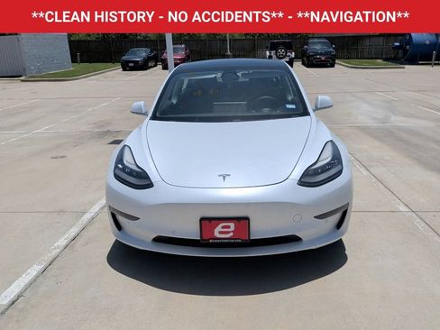 Used 2019 Tesla Model 3 RWD image 2