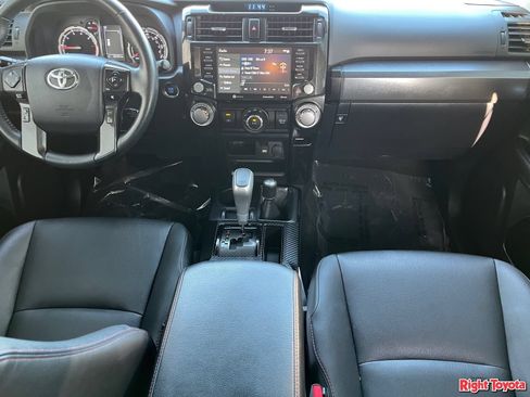 Certified 2024 Toyota 4Runner TRD Off-Road Premium w/ Moonroof Package AWD/4WD image 18