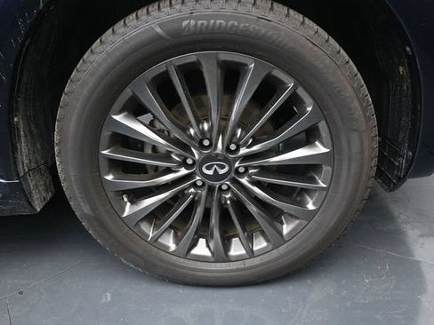 Used 2022 INFINITI QX80 Premium Select w/ Cargo Package AWD/4WD image 13