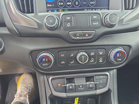 Used 2024 GMC Terrain AT4 w/ Infotainment Package II image 24