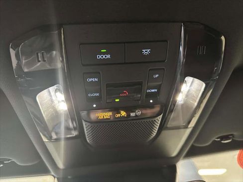 Used 2025 Lexus GX 550 w/ Accessory Package (Z1) image 34