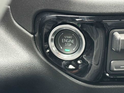 New 2025 GMC Sierra 3500 SLE w/ Preferred Package image 34