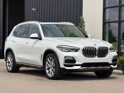 Used 2019 BMW X5 xDrive40i w/ Premium Package 2 AWD/4WD image 4